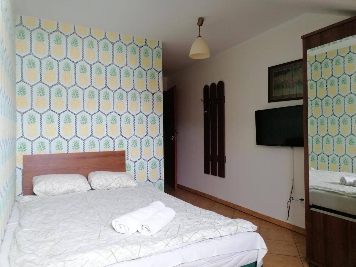 Pensjonat Telimena Hotell Zwierzyniec Exteriör bild