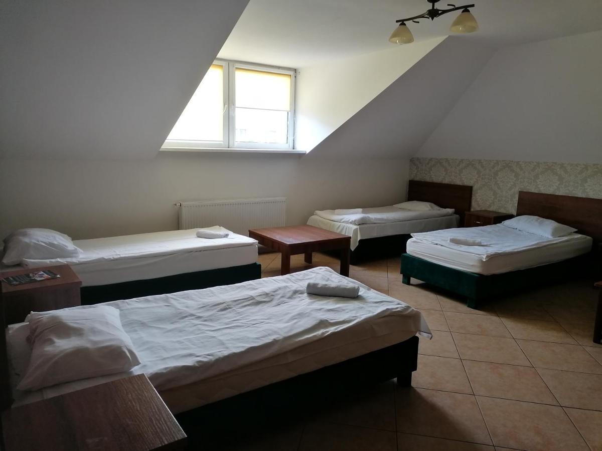 Pensjonat Telimena Hotell Zwierzyniec Exteriör bild