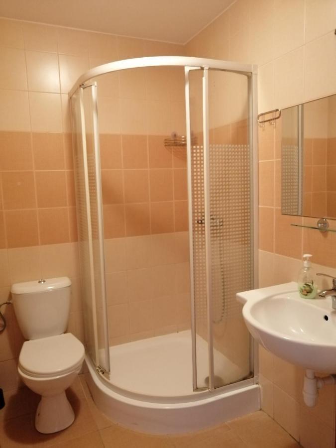 Pensjonat Telimena Hotell Zwierzyniec Exteriör bild