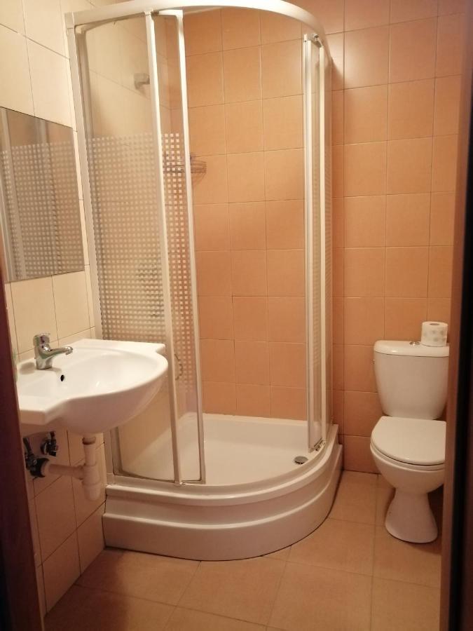 Pensjonat Telimena Hotell Zwierzyniec Exteriör bild